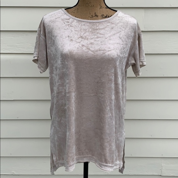 Velour tops Medium and Large - Picture 2 of 8